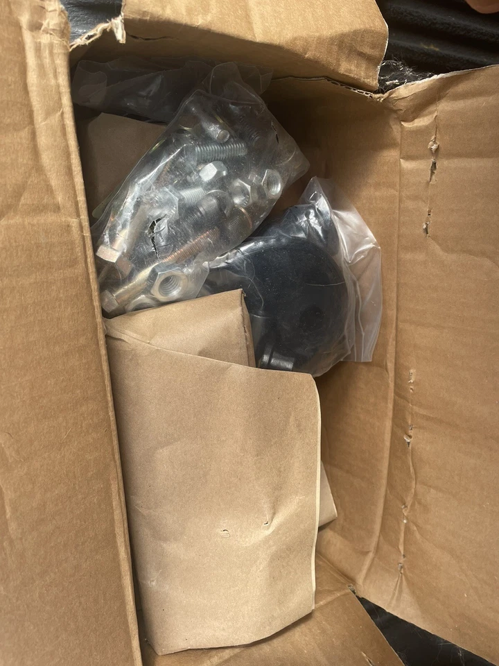 4” Suspension Lift Kit For ‘07-‘13 Chevy/GMC 1500. - Image 3 of 4