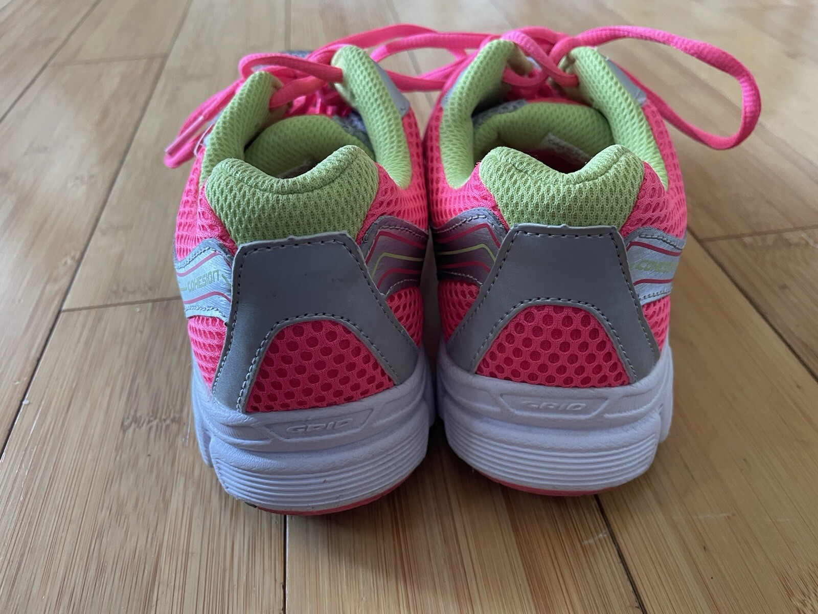 Saucony Womens Cohesion 10 Running Shoes Sneakers Size 7 Gray Pink Neon thumbnail 4