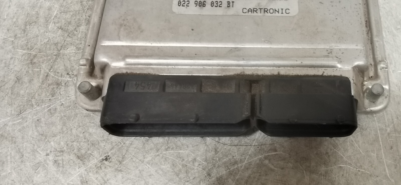 限定価格セール！ カイエン ポルシェ コンピューター 022906032MB