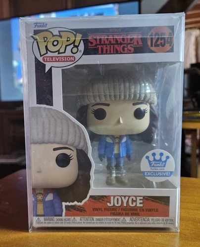 Funko POP! Television Stranger Things Season 4 #1254 Joyce Byers Funko Exclusive