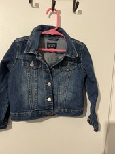 The Childrens Place Blue Jean Jacket Size 4T Great Condition