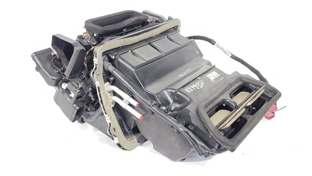 Bentley Continental GT 2007 Ac evaporator P/N 3D1820003N
