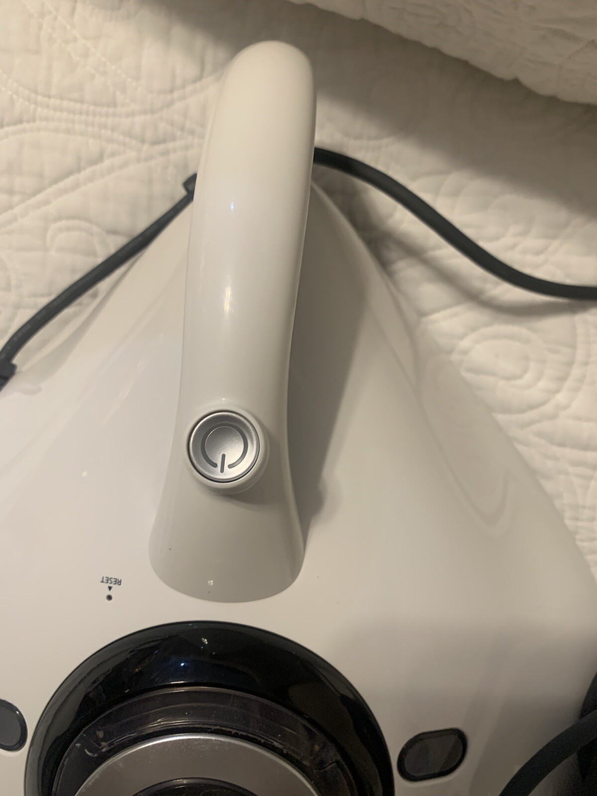 Raycop RE-100AWH Lite RayClean UV Sanitizer Purifier, allergen Vacuum Cleaner 