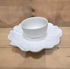 Chip And Dip Set.   13-1/4"W x 2-1/2"H.   No Chips, Cracks Or Scratches