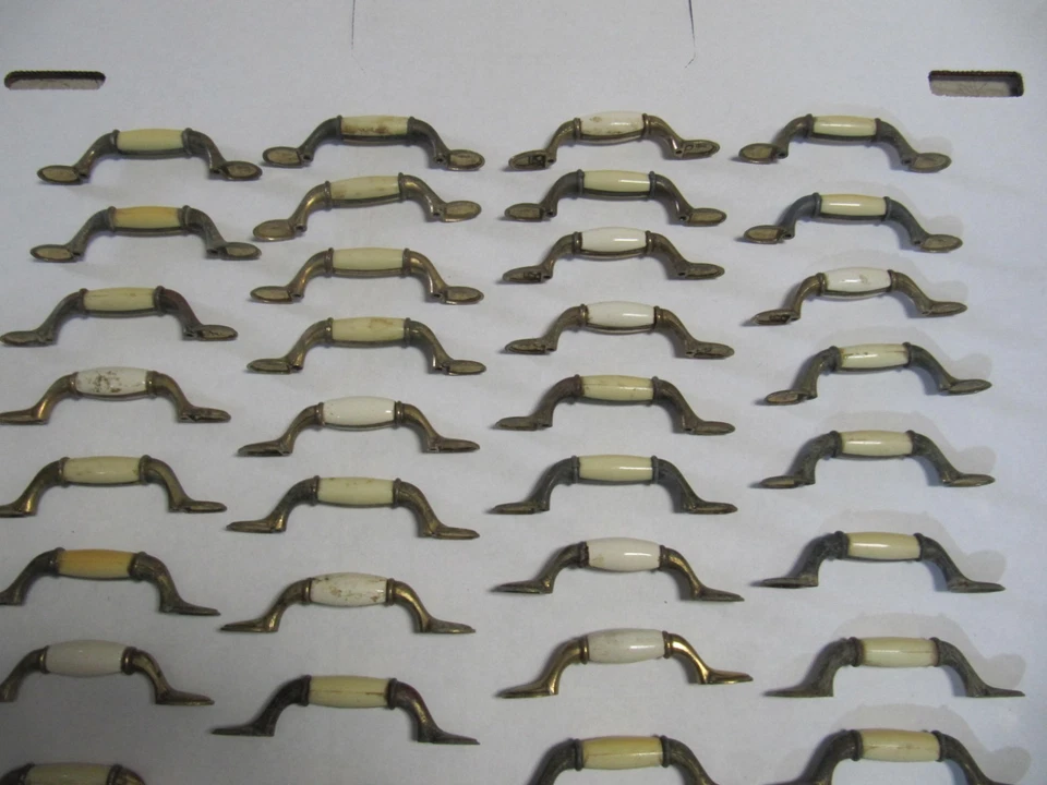 Lote de tiradores de cajones de cerámica vintage - 51 Foto 3 de 4