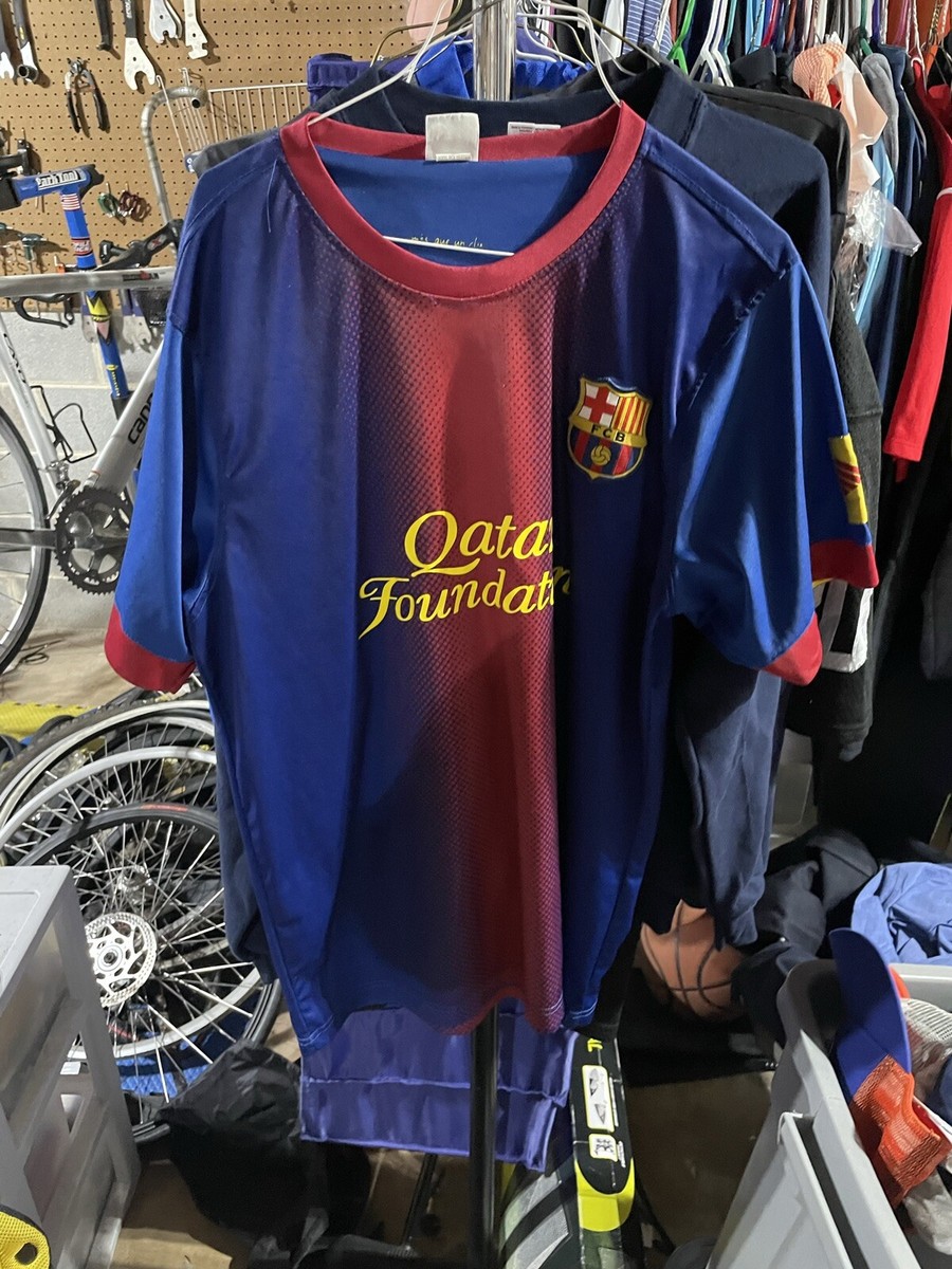 FC Barcelona Jersey Mens Medium Red Soccer Quatar Adult Large | eBay