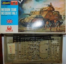 Maquette De Tank UM ECG échelle 1:72 - Dimensions 60x34x30 Mm, Neuf, Pour Modélisme Ou Décoration