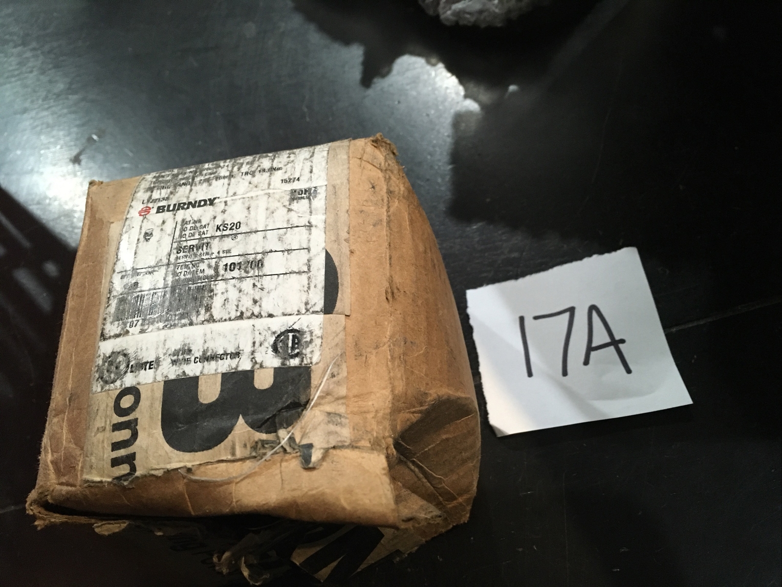 LOT OF 100 Burndy KS20 Servit Split-Bolt, 8 Str. - 4 Sol. Copper Run ...