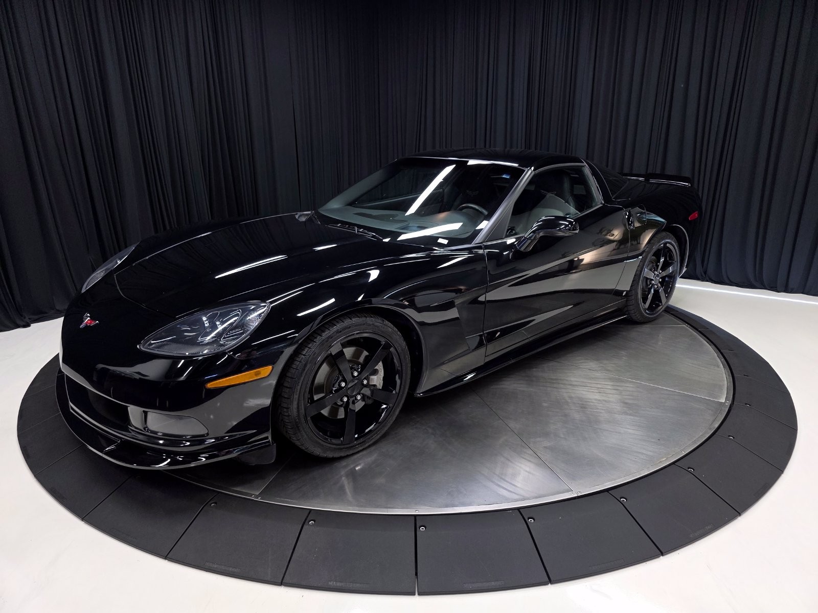 2009 Black Chevrolet Corvette   | C6 Corvette Photo 8