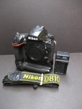 Nikon D810 Camera body & MB-D12 grip  116K clicks Nikon USA