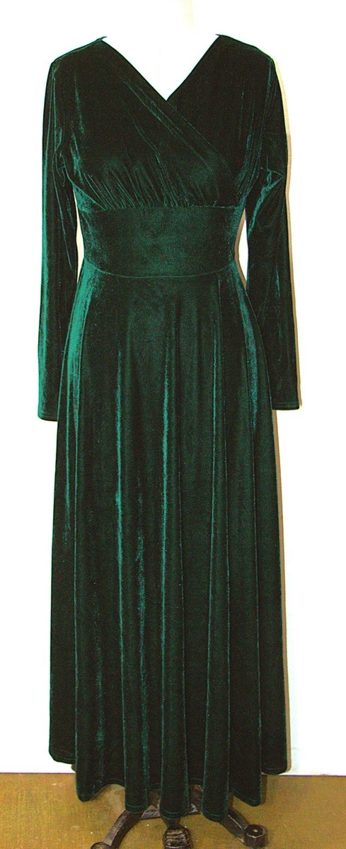 green emerald velvet dress Miss Circle Women Zenaida Emerald Green Cutout High Slit Velvet Gown