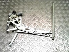 Lève vitre Toyota URBAN CRUISER