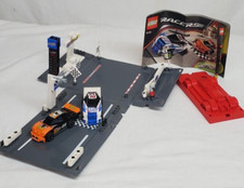 LEGO Racers THUNDER RACEWAY Building Set 8125 Fold Out Track COMPLETE w Manual