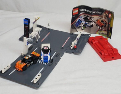 LEGO Racers THUNDER RACEWAY Building Set 8125 Fold Out Track