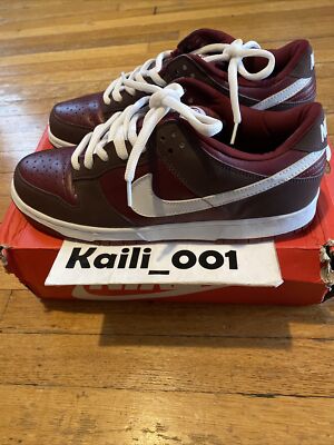 burgundy nike dunks low
