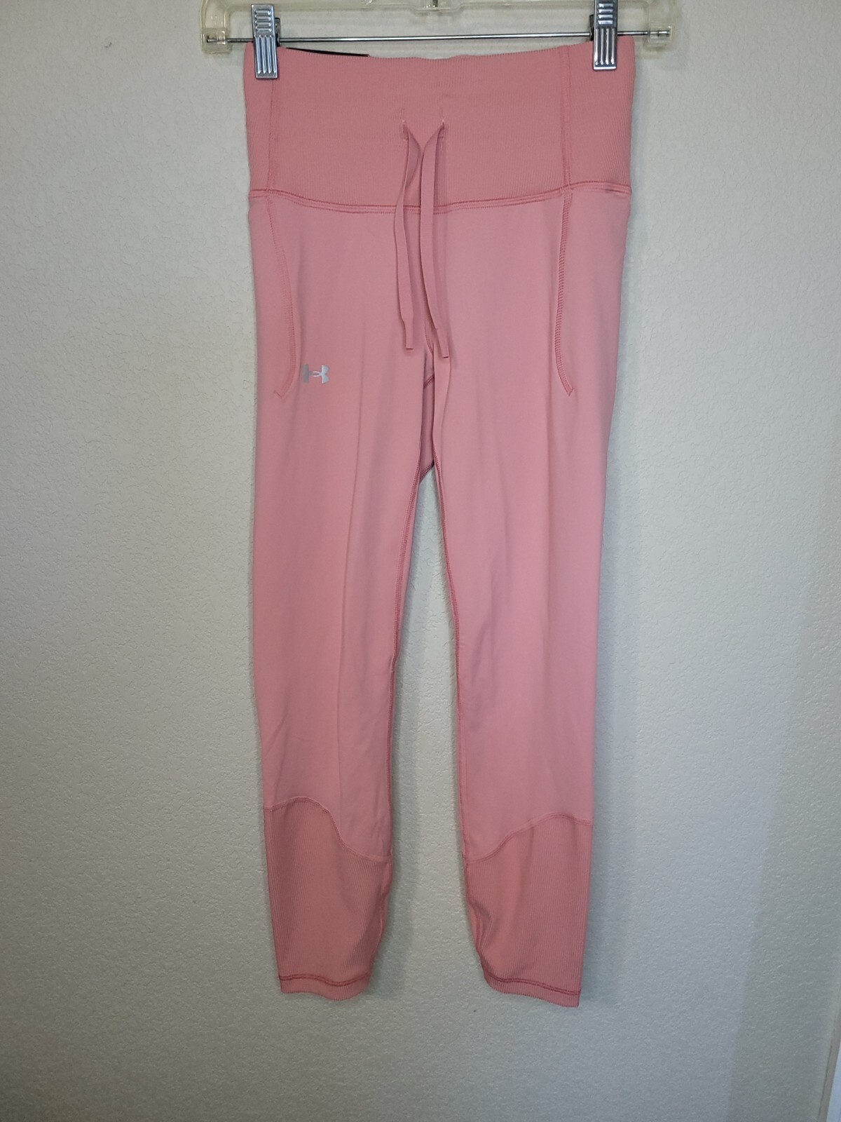NWT Under Armour Womens XS Meridian Ribbed Pink Ankle Leggings 1365801