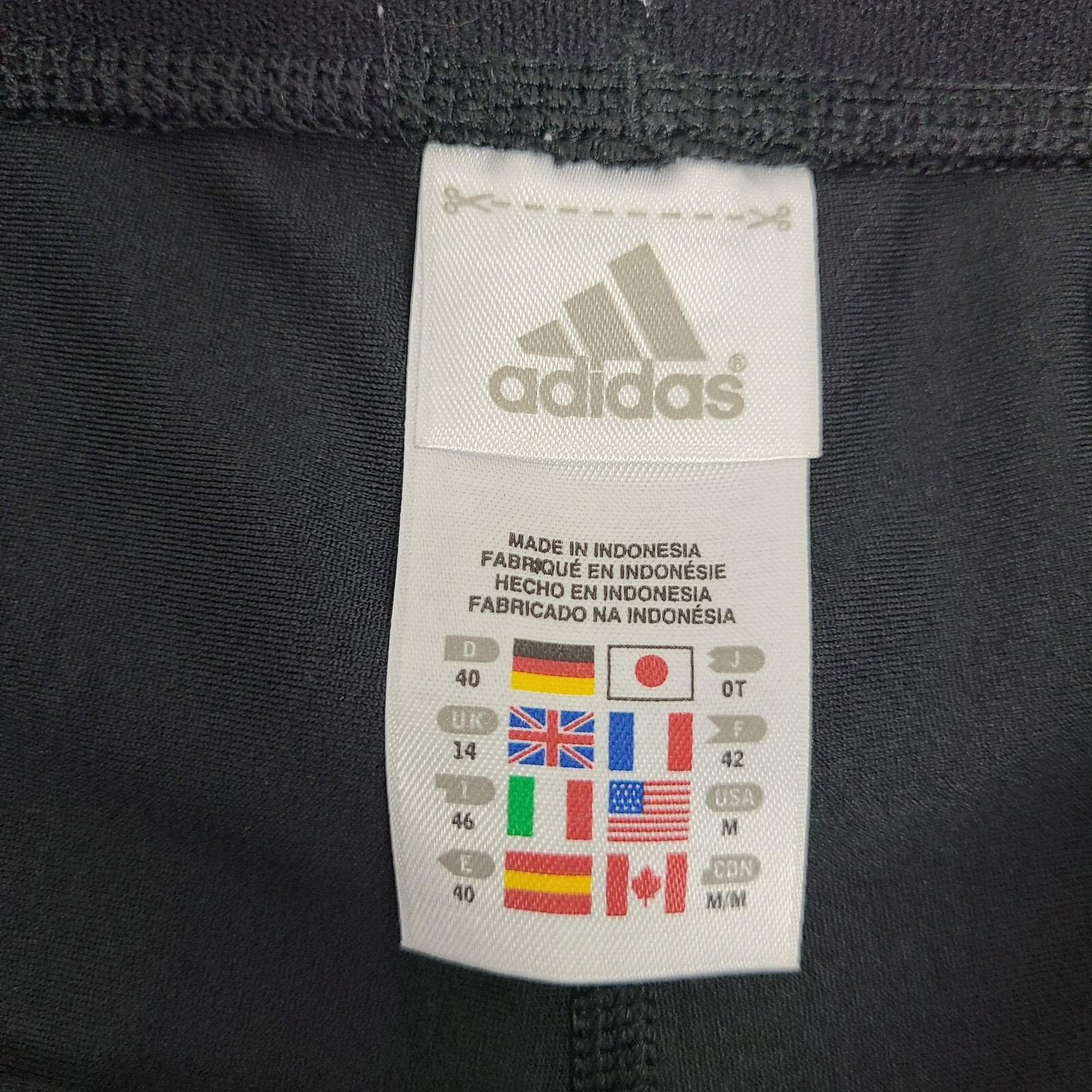 ADIDAS Solid All Black Stretch Waist Pull On Crop… - image 3