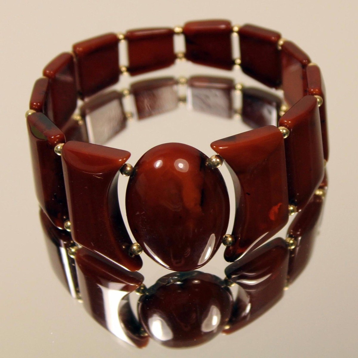 NATURAL RED -BROWN ANTIQUE BALTIC AMBER CLOCK BRACELET; 21,3g 天然