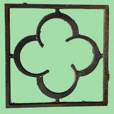 ANCIENNE GRILLE DE PROTECTION FENÊTRE DÉCOR MAISON EN FER FORGE