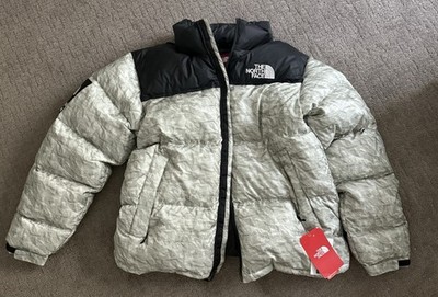 Supreme x The North Face Paper Print Nuptse Jacket FW18 - Size L - Brand New DS