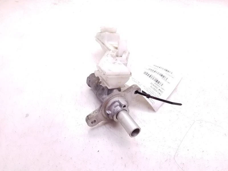 16-18 丰田亚里斯 1.5 升 4CYL FWD Brake Master CYLINDER 组合 — 第 2/4 张图片