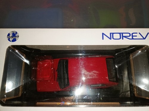 Modellino auto scala 1:18 VW GOLF serie 1 GTI rosso modellismo statico Norev - Foto 3 di 10