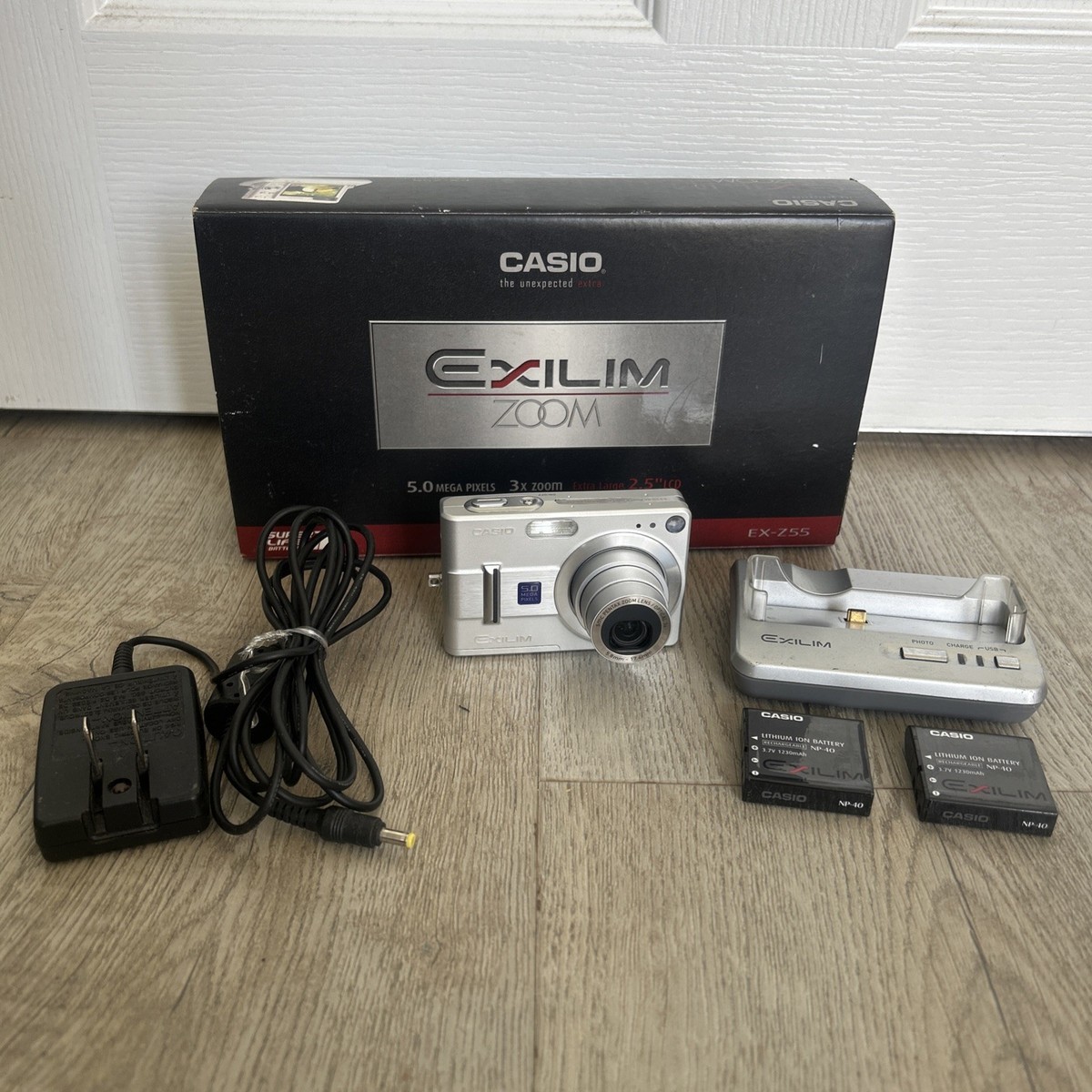 CASIO EXILIM ZOOM EX-Z55 5.0メガピクセル Amazon | CASIO EXILIM ZOOM EX-Z55 デジタルカメラ