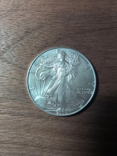 2005 American Silver Eagle 1 oz  .999 Fine