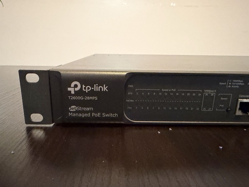 TP-LINK JetStream T2600G-28MPS 24-Port Gigabit Managed PoE L2 Switch 4 SFP