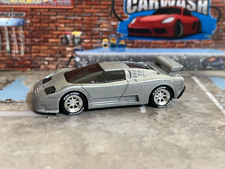 Bugatti EB110 2022 Hot Wheels HW Turbo '94 plateado con rueda Real Rider intercambiada Foto 3 de 3