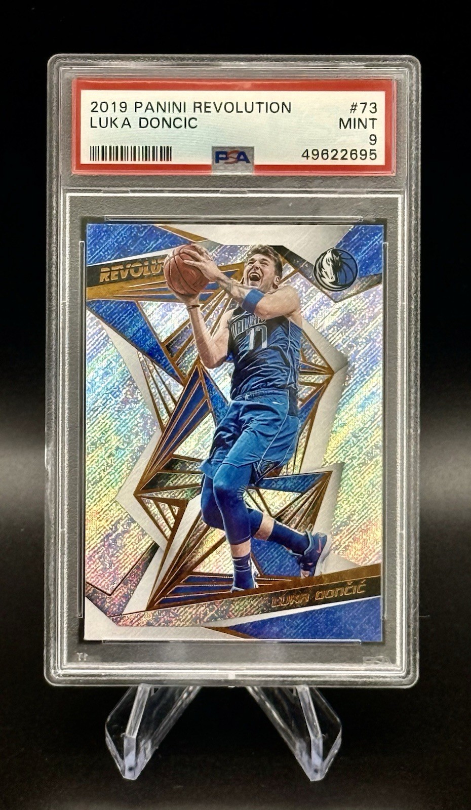 2019 PANINI REVOLUTION #73 LUKA DONCIC PSA 9