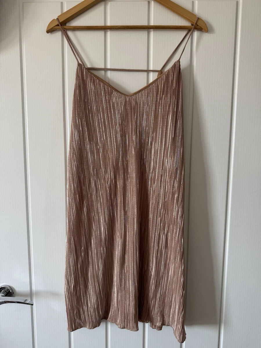 green emerald velvet dress Secondhand Miss Selfridge Dresses main image 1