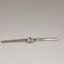 Vintage Solitaire Bar Pin Brooch Paste Crystal Clear White Metal Old   5.8cm