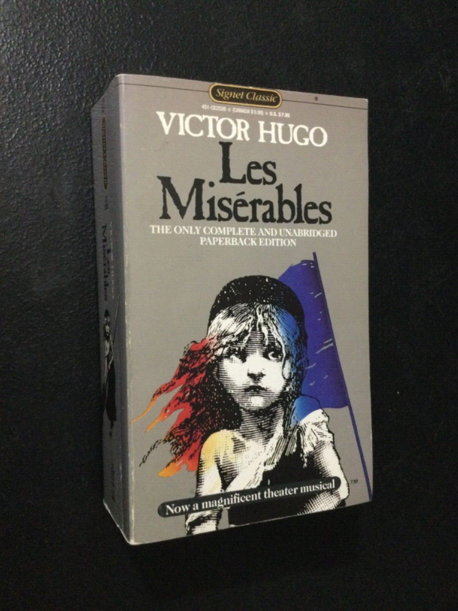 Les Miserables by Victor Hugo 1987 Paperback (Like New