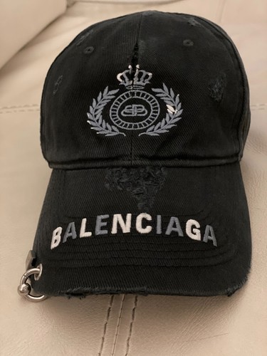 Balenciaga BB Laurel Destroyed Piercing 