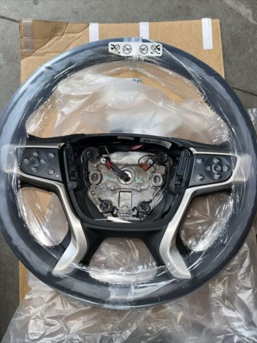 NIB Chevy Colorado/ GMC Canyon Leather Heated Steering Wheel - Afbeelding 1 van 4