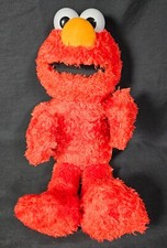 Sesame Street Love 2 Hug Elmo Talking Singing Hugging 14" Plush - Bilingual 2018