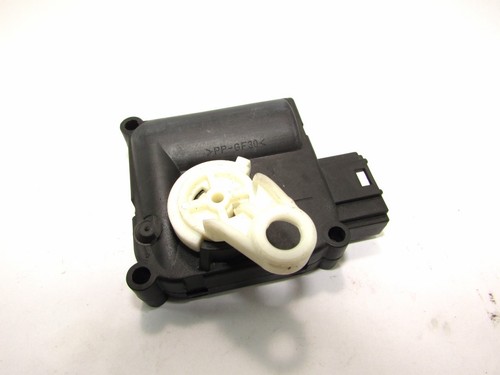 Audi A6 C6 4F 2006 0132801369 stellmotor Klima Heizung heater flap actuator