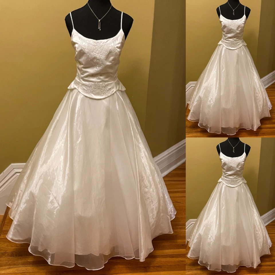 Organza Wedding Dress Vintage Sleeveless White Spaghetti Straps Bridal Ball Gown - Image 3 of 4