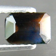 0.67Ct NATURAL MULTI COLOR SAPPHIRE GEMSTONE FROM MADAGASCAR