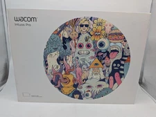 Wacom Intuos Pro 12.2 Inches Graphic Tablet - Black - Large - Bluetooth PTH860