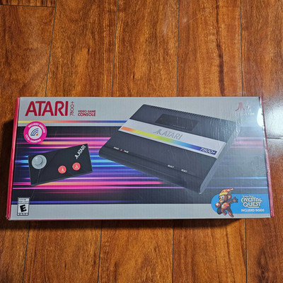 ATARI 7800 Plus Video Game Console HDMI + Wireless Controller -  1150554