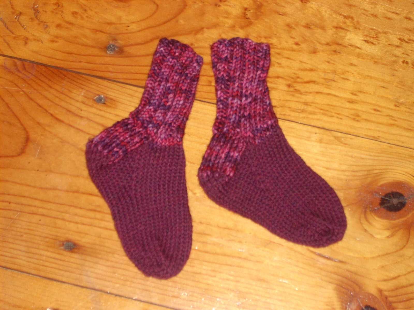 SAOLA Calze bambino lana fatte a mano suola 5"