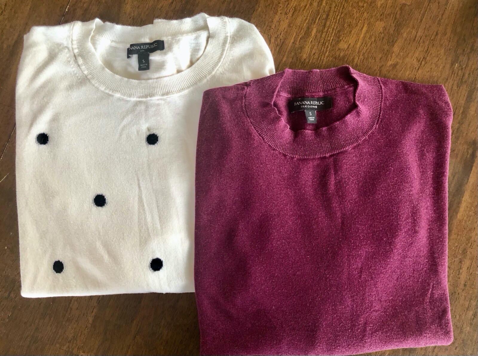 Banana Republic Silk Cashmere Sweater in Maroon and White Cotton with Black Dots