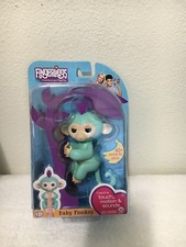 NIB WOW WEE FINGERLINGS BABY MONKEY, ZOE