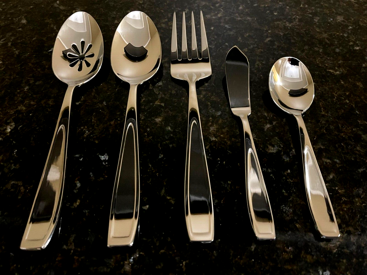 Mikasa NATASHA Stainless Glossy Flatware Silverware 5 Piece