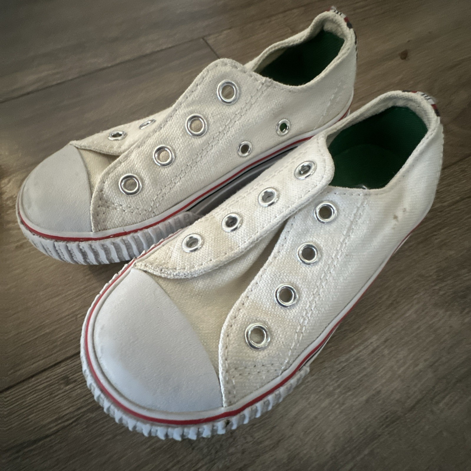 Lot of 18 Toddler / Girls Various Size Sneakers Converse Nike Vans New Balance thumbnail 9