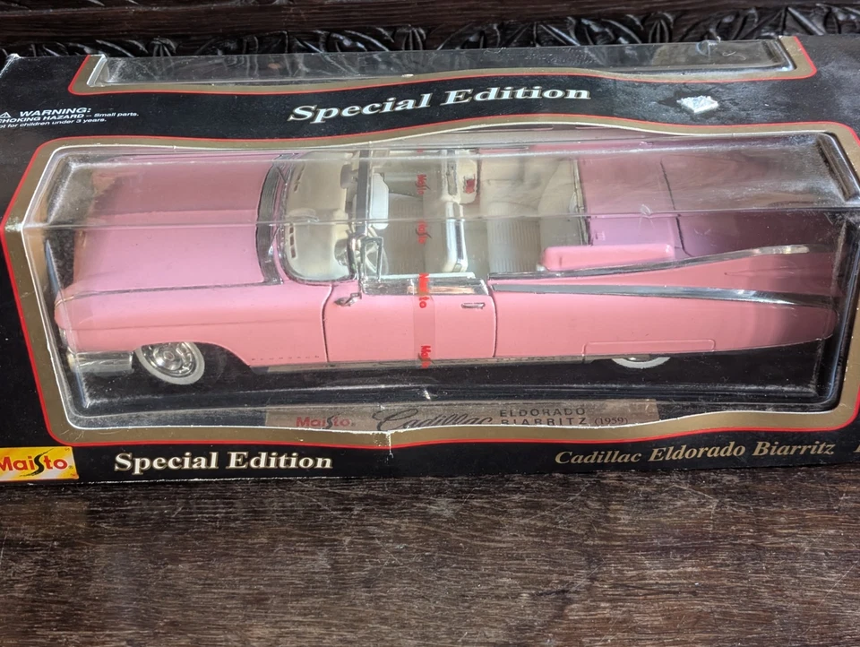 Maisto 1/18 Scale Diecast 31813 - 1959 Cadillac Eldorado Biarritz. Pink Mint MIB - Image 3 of 4
