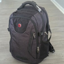 SwissGear - Mochila TSA para portátil inteligente escaneo USB de viaje Commander - negra