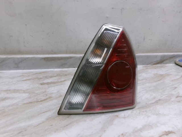 190848 03 04 05 06 07 Maserati Quattroporte Right Rear Tail Light Lamp